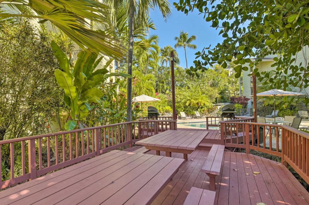 Breezy Condo With Screened Lanai In Kailua-Kona! Exterior photo